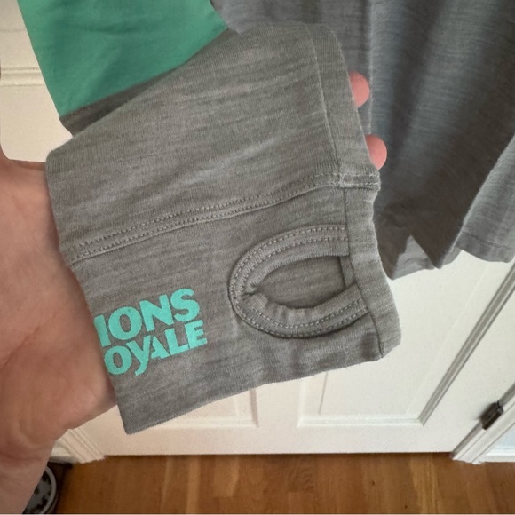 Mons Royale Cornice Merino Wool Rollover in Gray/Teal sz M - Picture 3 of 5